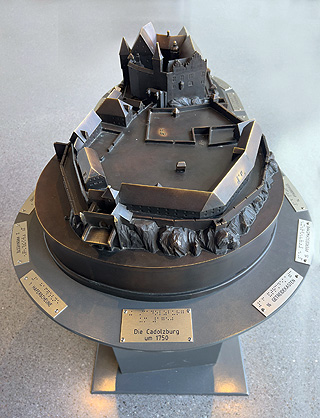 Bild: Tastmodell der Cadolzburg