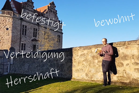 externer Link zum interaktiven Video "Was gehört alles zu einer Burg?"